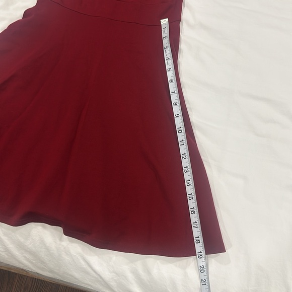 EUC Juniors Small Red dress perfect foe holidays - Picture 7 of 9